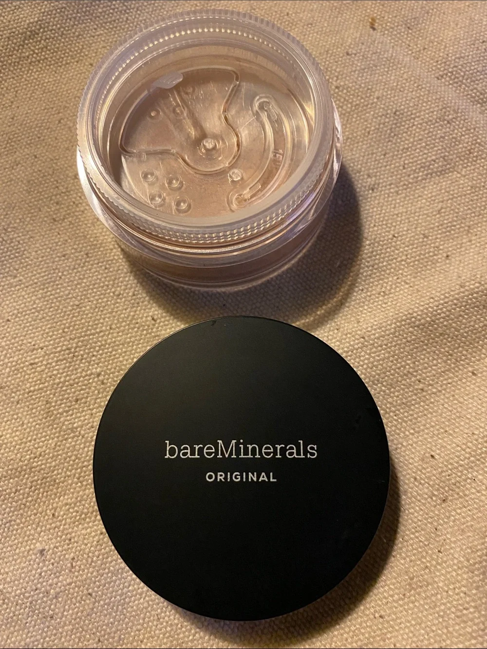 bareMinerals POWDER FOUNDATION SPF 15. Neutral medium #15.   0.28 oz.